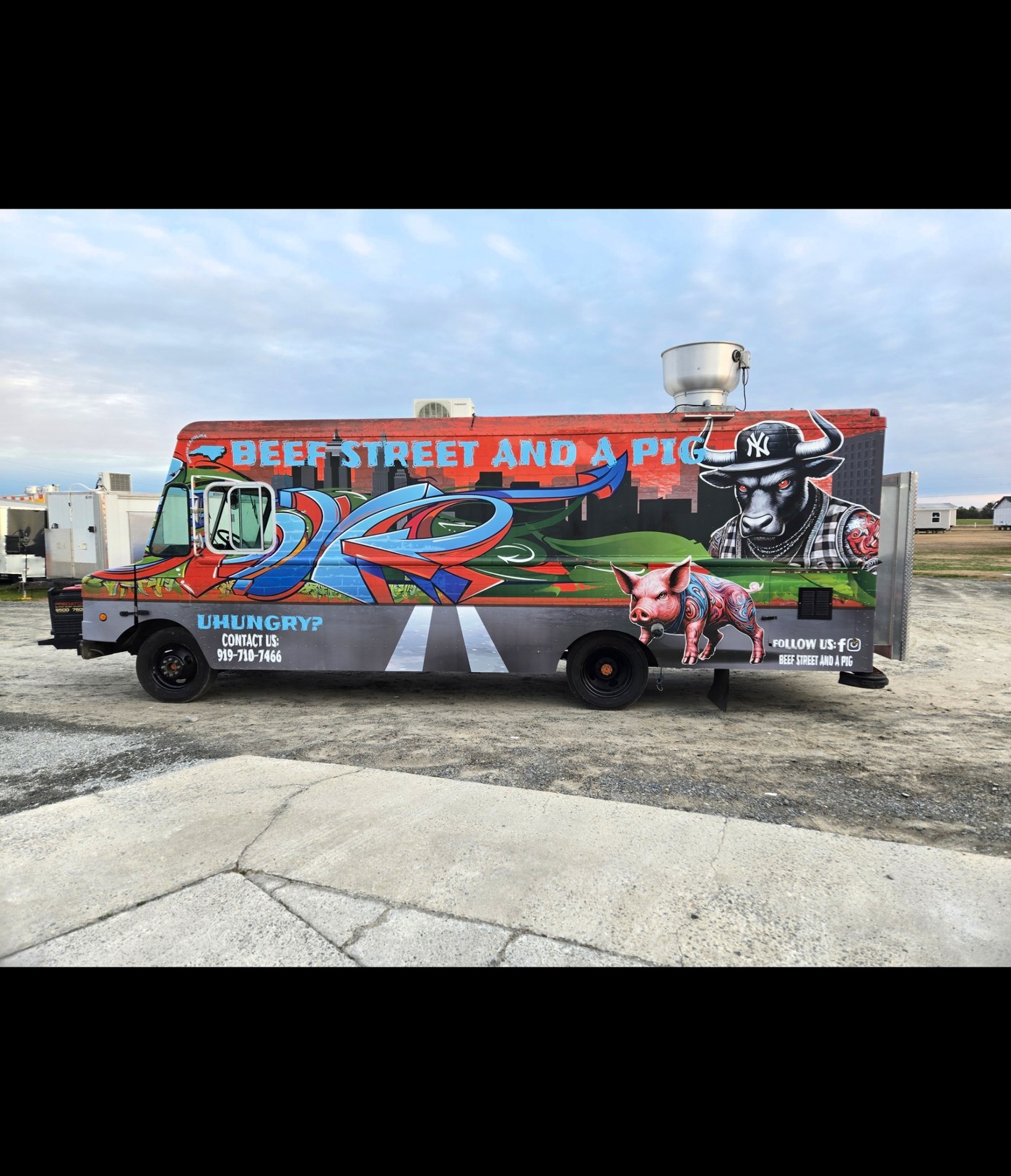 Beef Street and a Pig food truck wrap